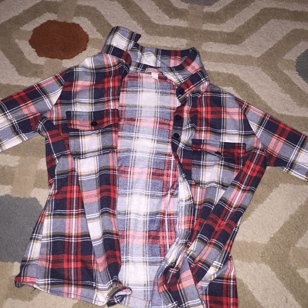 Plaid top - Picture 2 of 2
